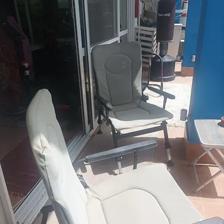 Kyllini - Relax Down On The Beach With Pet Apartment